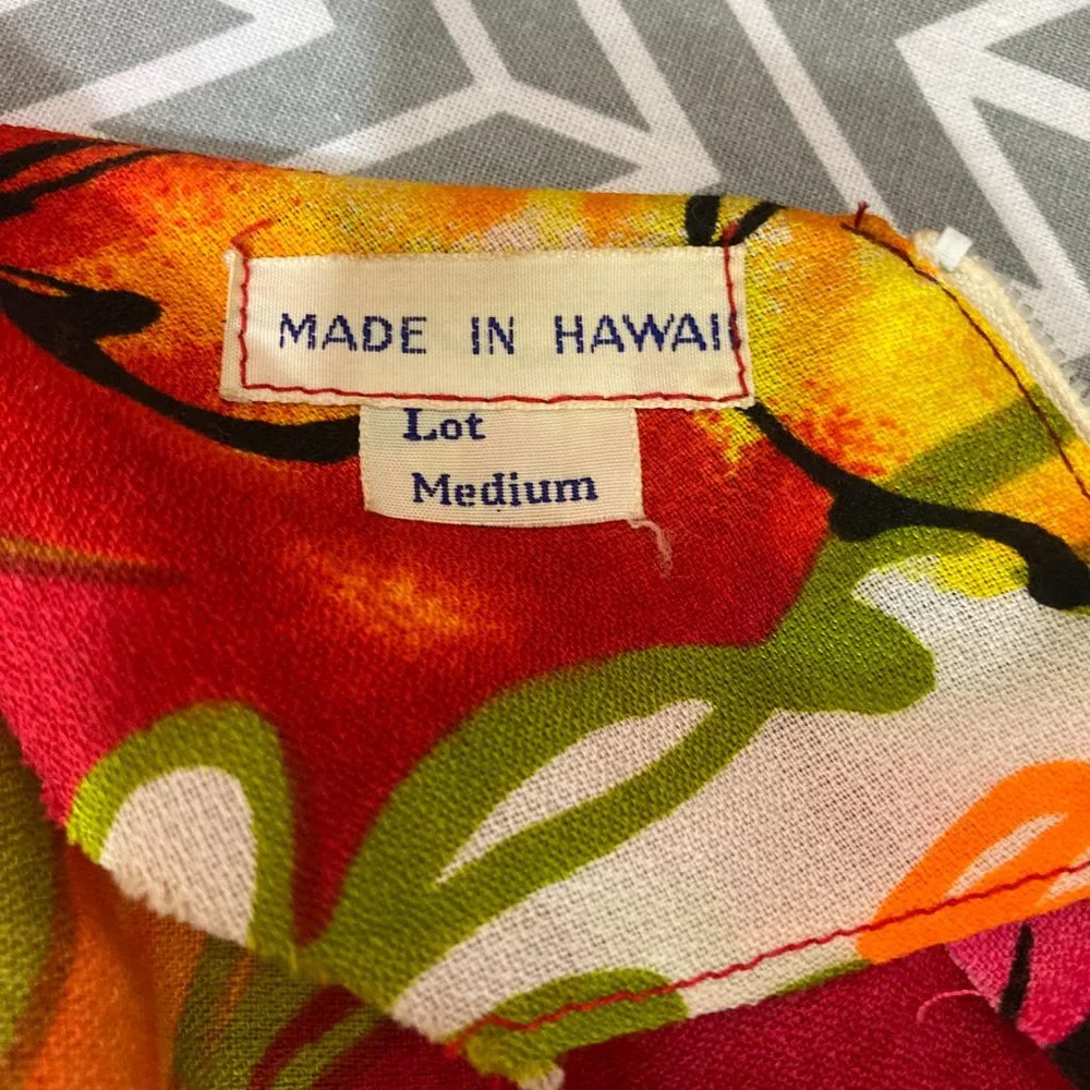 SOLD Vintage 1960s Red Pink Floral Hawaiian Maxi Dress Made in Hawaii - Picture 6 of 6